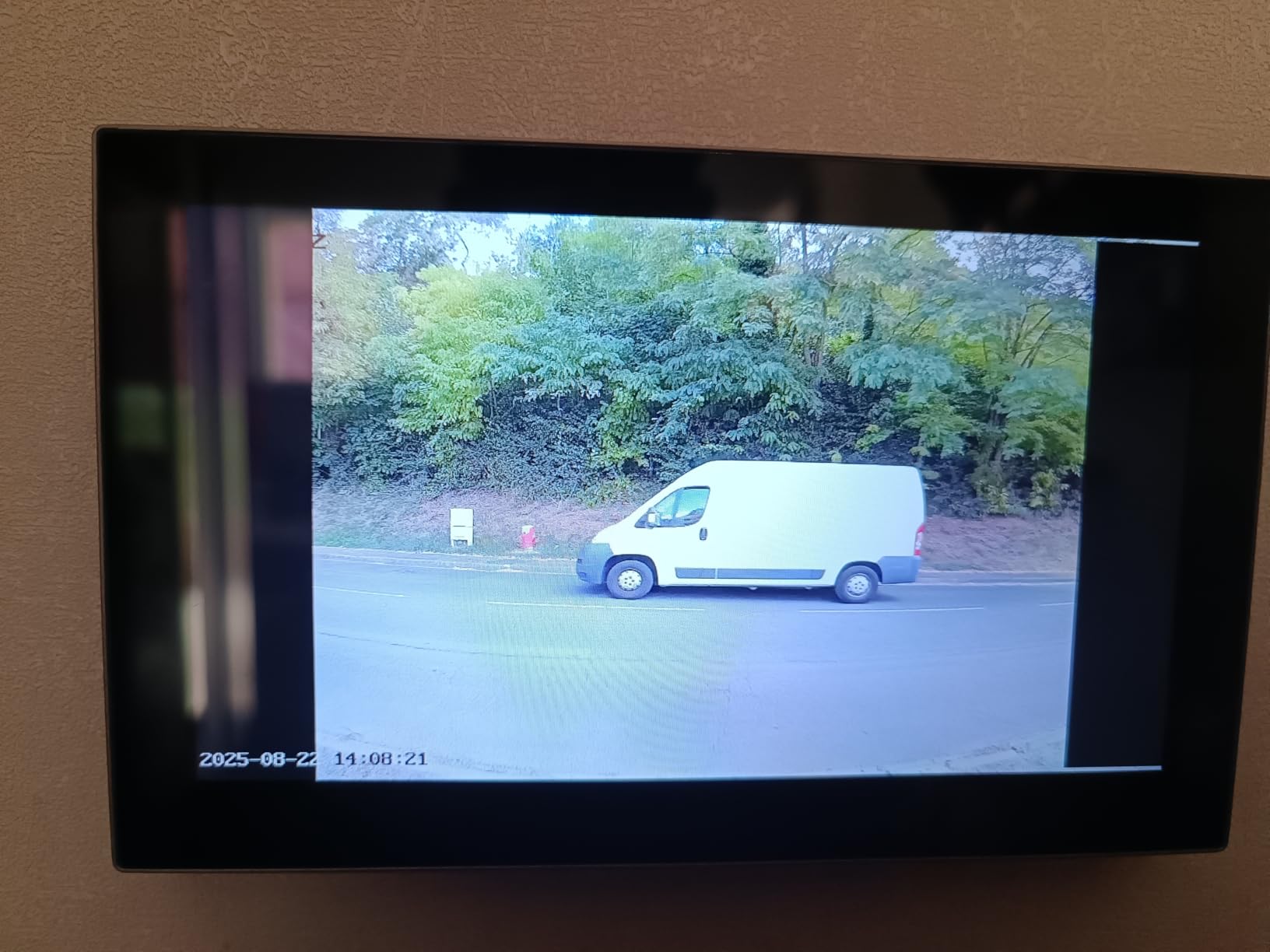 Ouvre portail à distance, très pratique